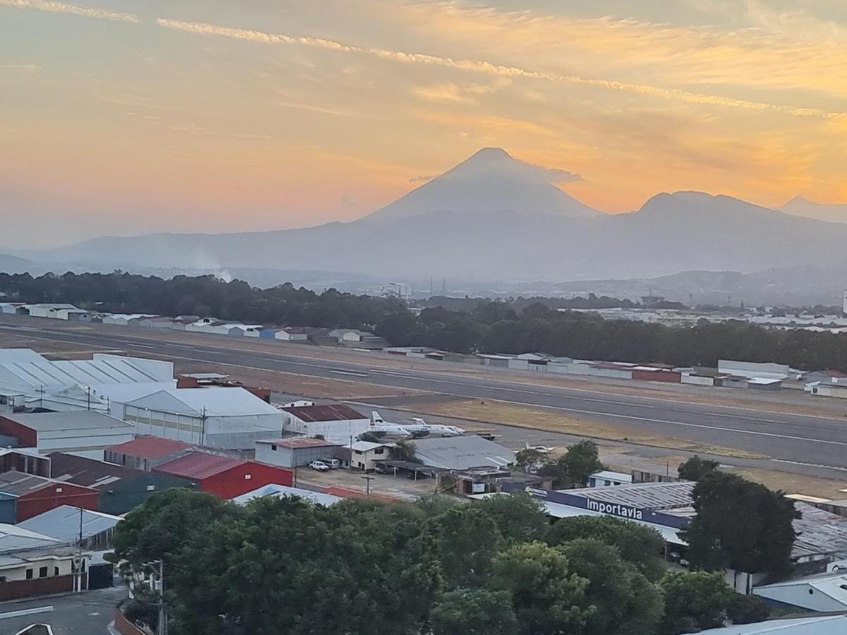 Amazing Volcano views Città del Guatemala Esterno foto