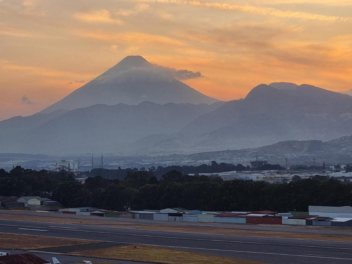 Amazing Volcano views Città del Guatemala Esterno foto