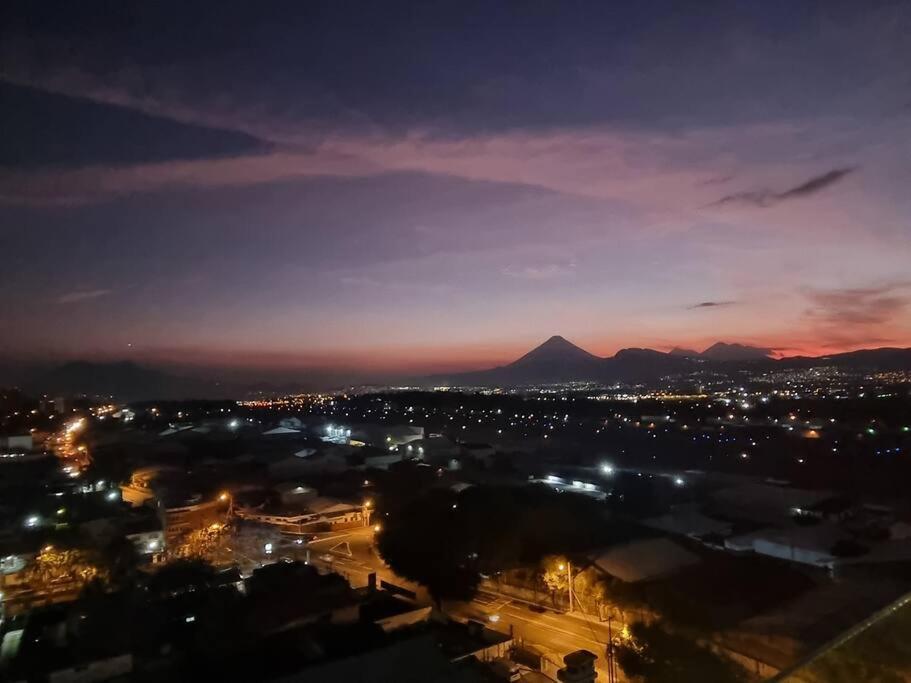 Amazing Volcano views Città del Guatemala Esterno foto